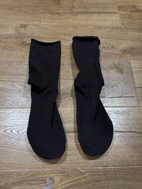 Authentic Kanye West YE Yeezy Pods Size 2(Comes With Bag)